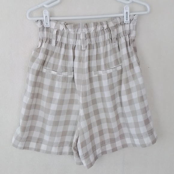 A New Day Linen Blend High Rise Paperbag Shorts Size Small Beige White Gingham - Picture 8 of 10